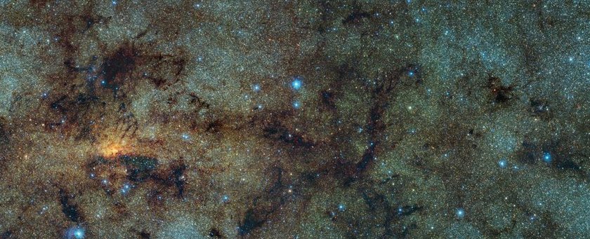 Новости космоса: Древнее сердце Млечного пути: VISTA находит остатки архаического шарового звездного скопления.