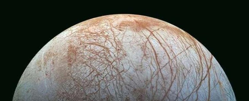 Модель, основанная на гидротермальных источниках, оценивает возможность жизни на ледяной луне Юпитера
