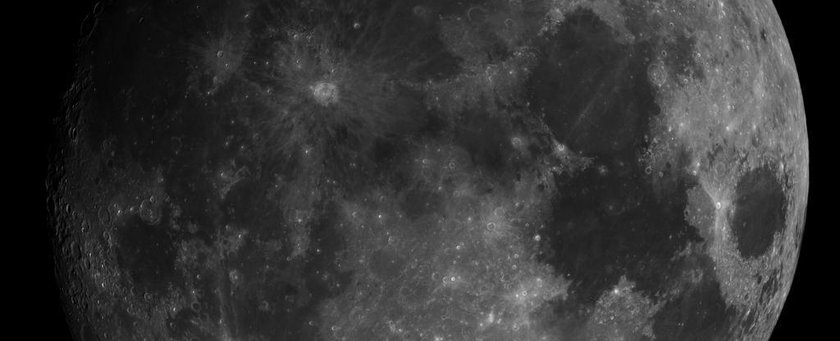 Большое фото Луны HD (4486х4486)