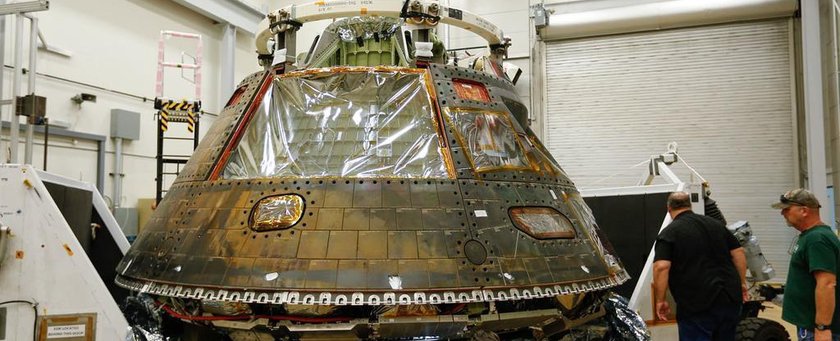 Новости космонавтики: НАСА перенесло первый запуск космического корабля Орион на 2019 год.